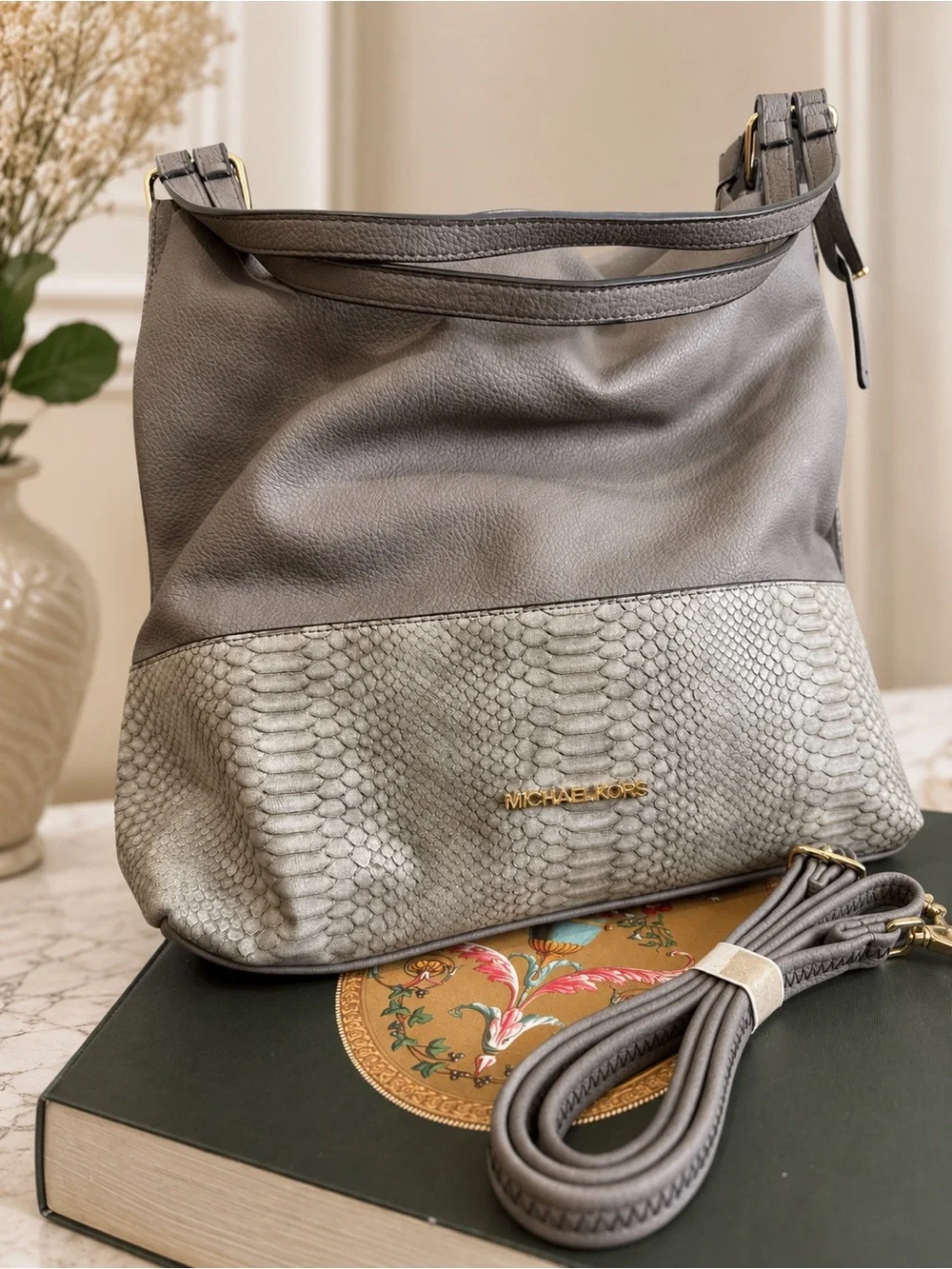 Fashion! Gray Two-Tone Leather Shoulder Bag